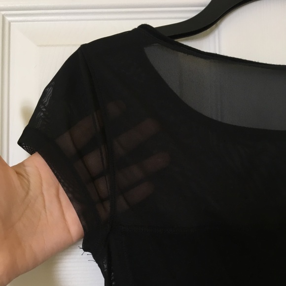 Short sleeved top - Picture 6 of 6